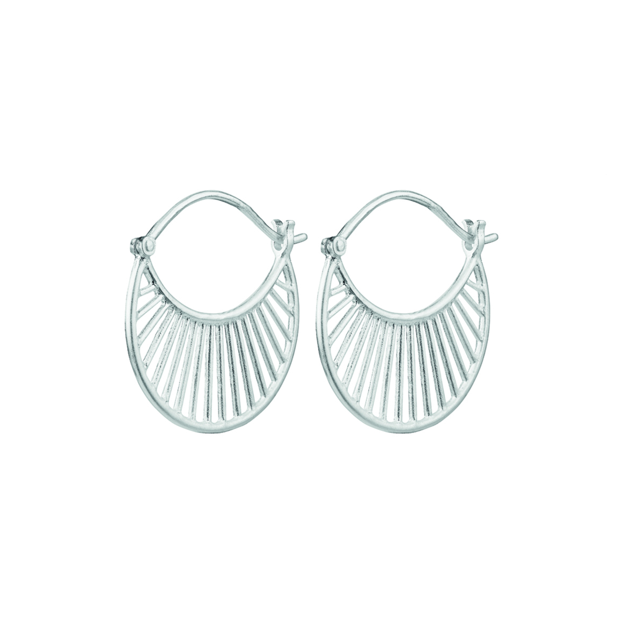 Pernille Corydon Jewellery - Daylight øreringe, sølv - L: 2,2 cm.