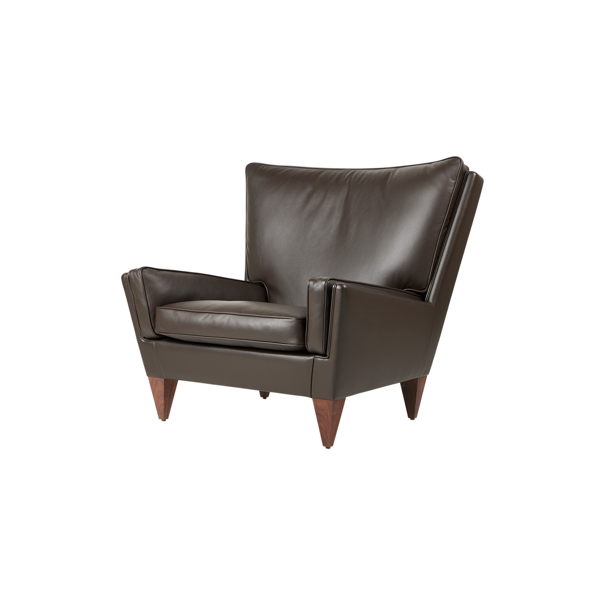 GUBI - V11 Lounge Chair, coffee/oiled walnut